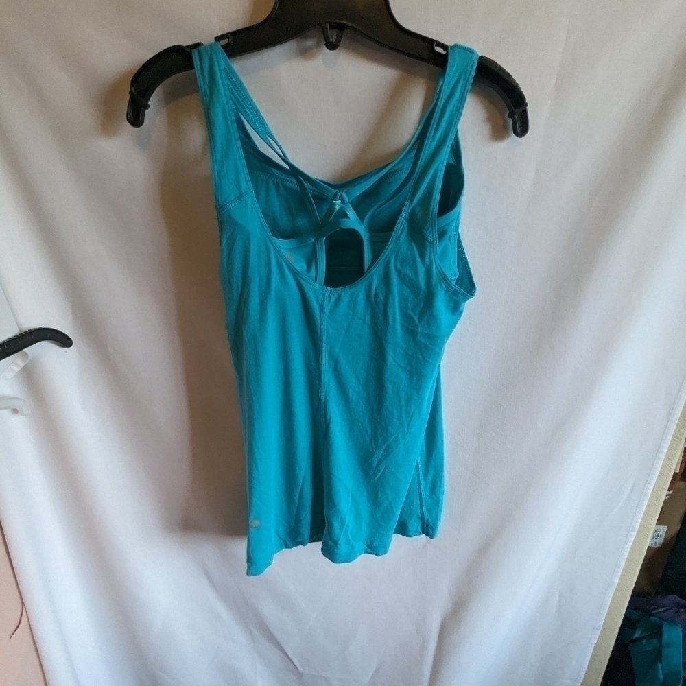 Lululemon Sports Bra Tank 6 Detachable‎ - Picture 6 of 7